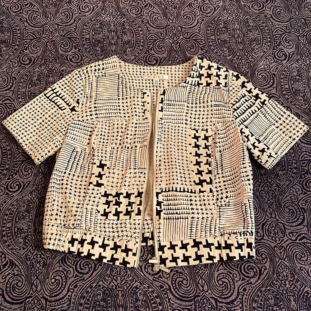 Short sleeve Cropped jacket
